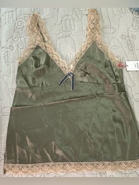 Gold Hawk Phantom Green 100% Silk Lace Trim Camisole GH531 NWT M or L